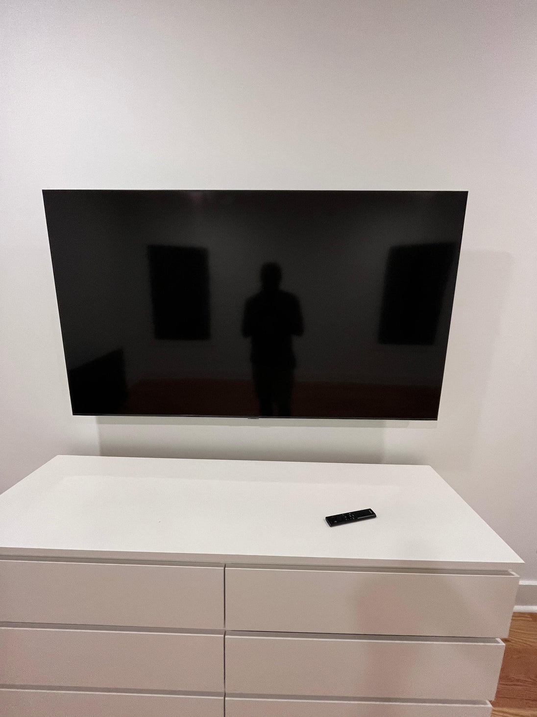 Tv Mounting With Wall Mount..