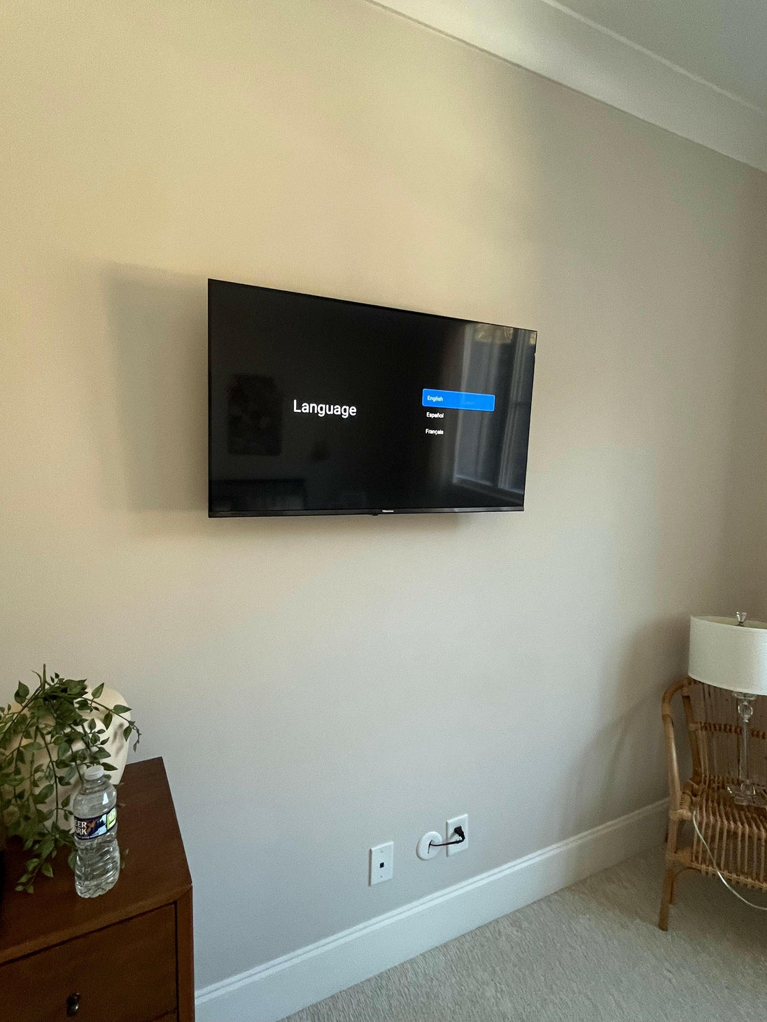 Tv Mounting With Wall Mount..