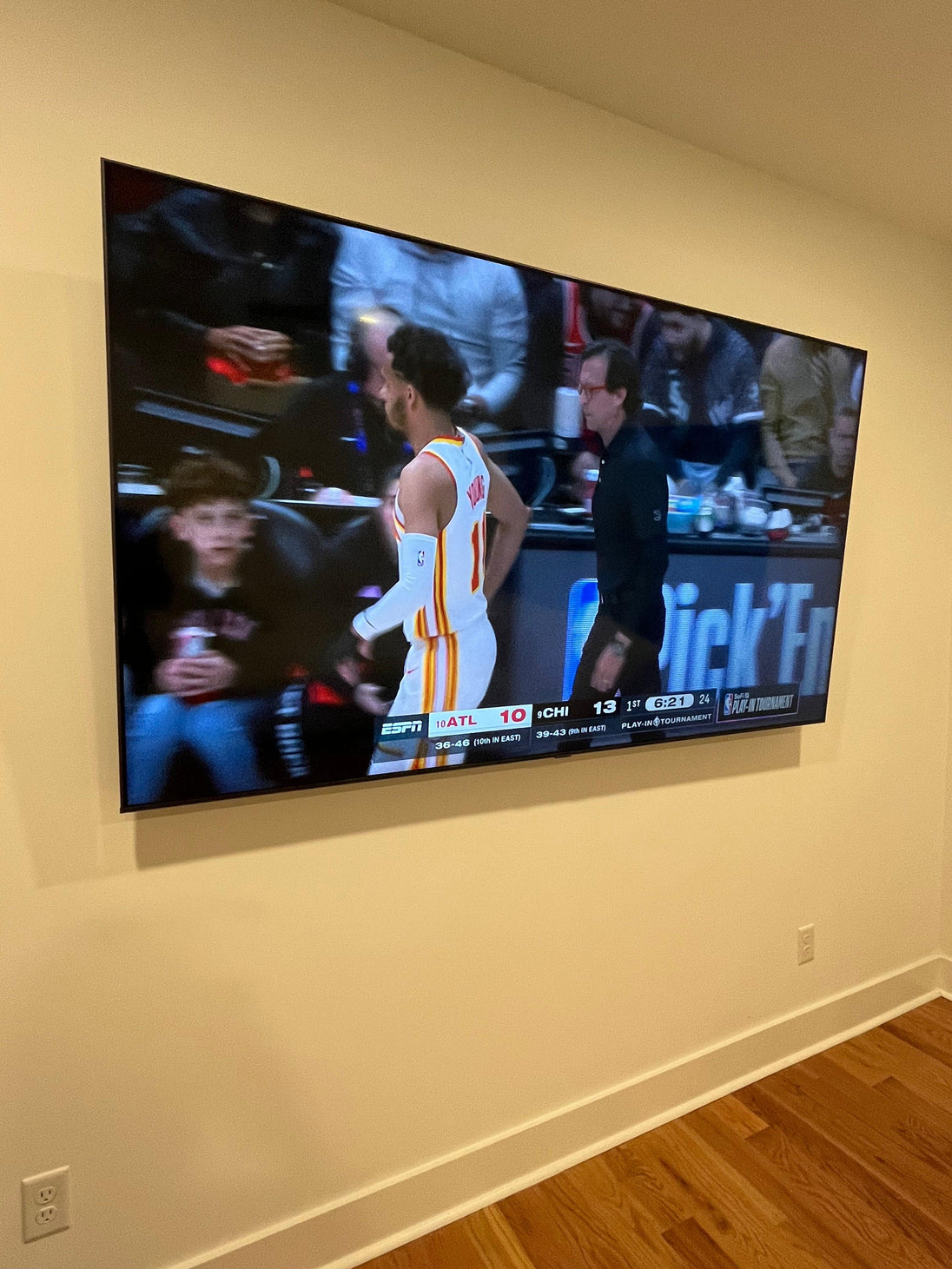 Tv Mounting With Wall Mount..