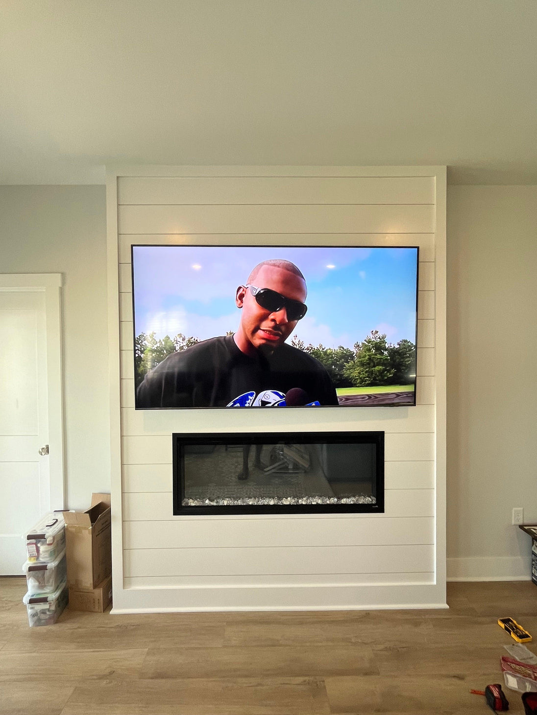Tv Mounting With Wall Mount. - Mount10Tv