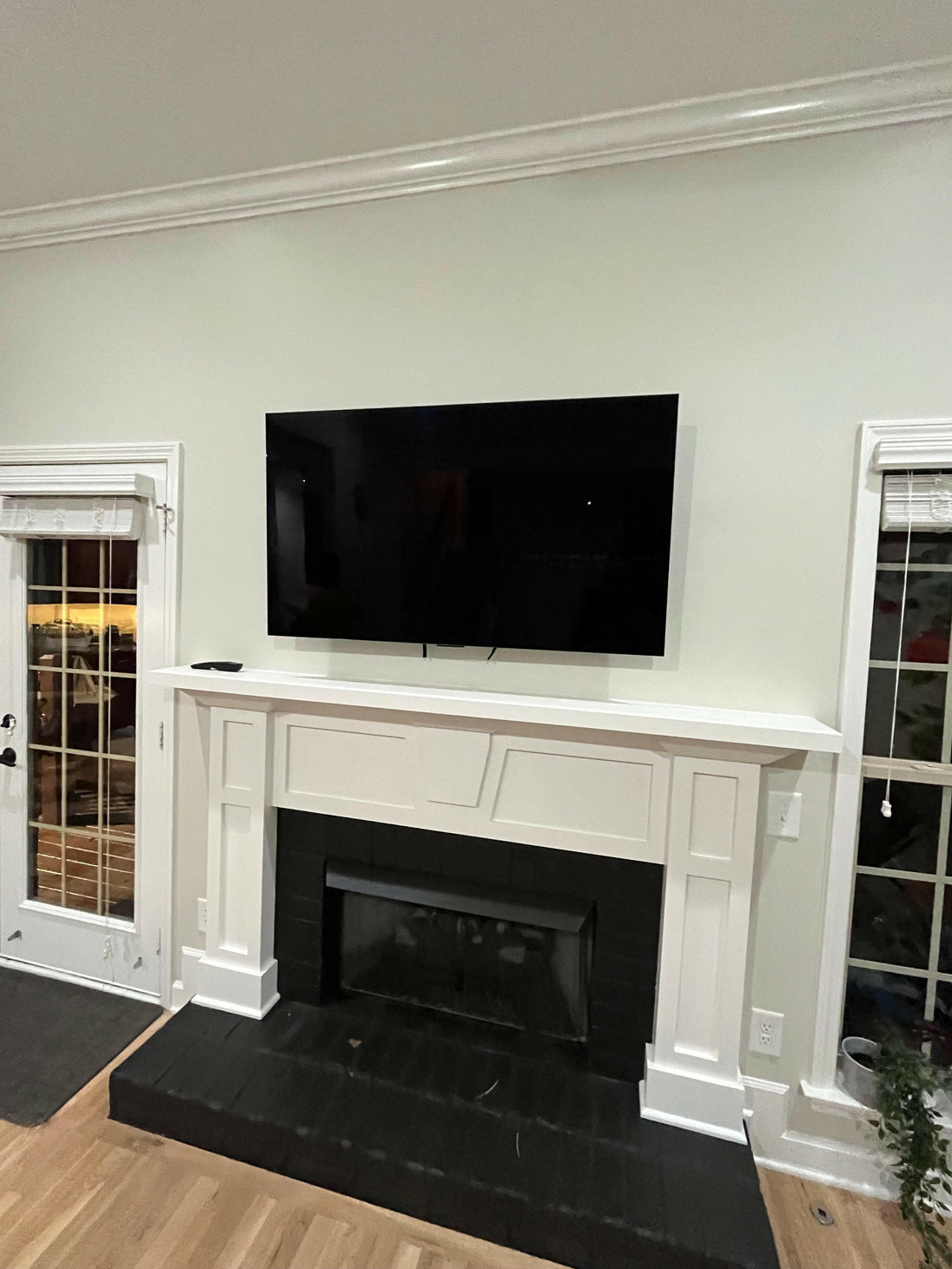 Tv Mounting With Wall Mount..