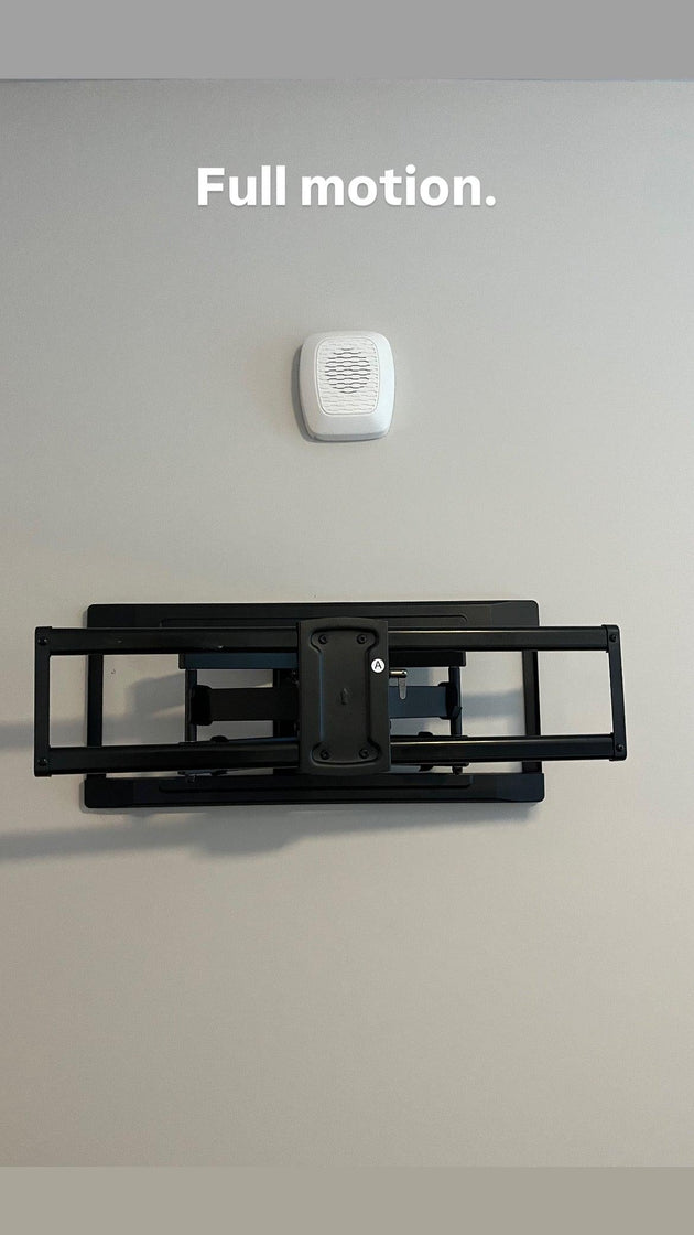 Expert TV Dismounting with Drywall Patching.